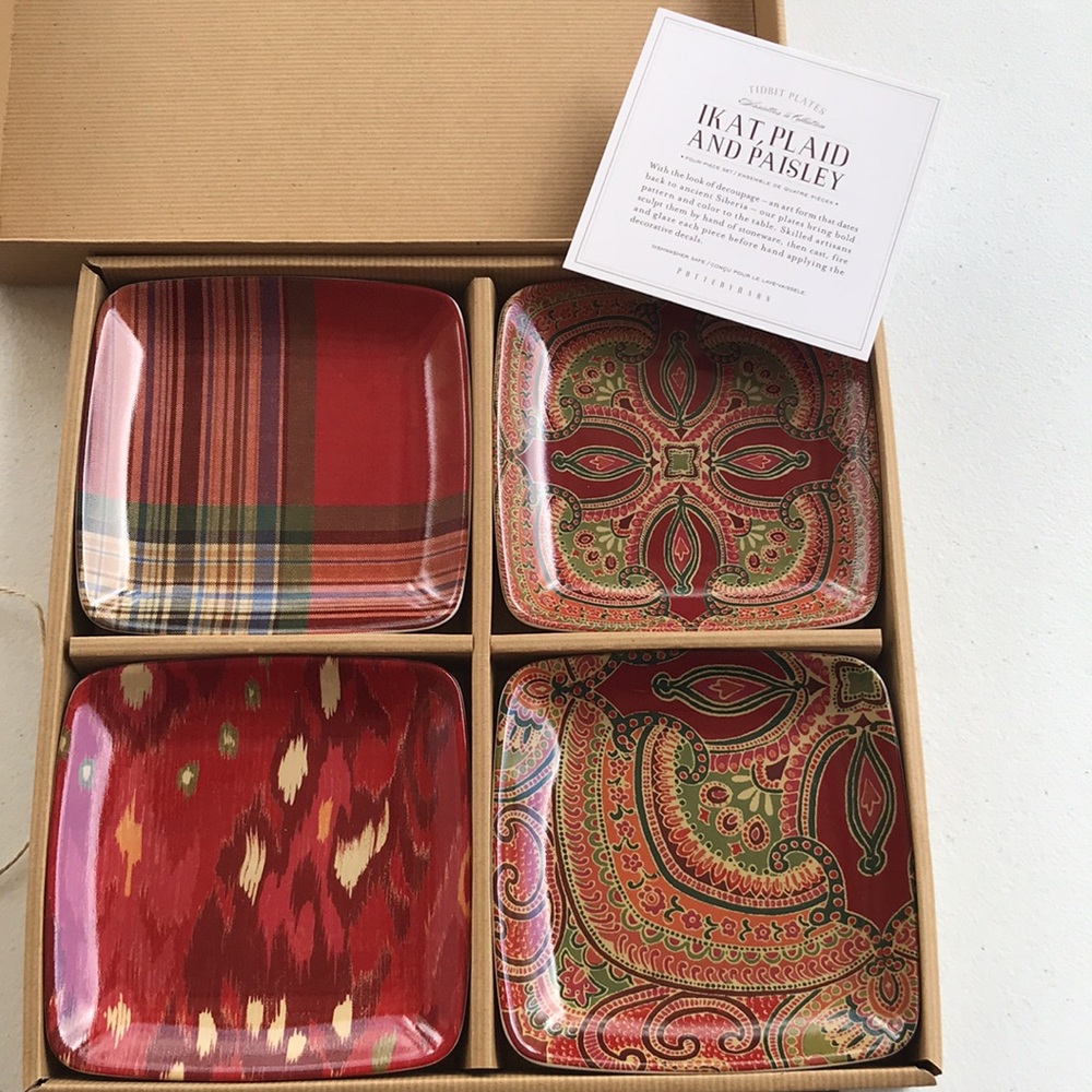 Pottery barn ikat tidbit plates